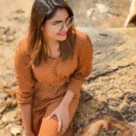 Shivani Narayanan Instagram - Short hair n Shades to a Sunny day ☀️♥️