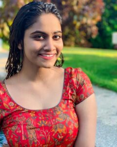 Shivani Narayanan Instagram - Happy Weekend Lovelies ❤️