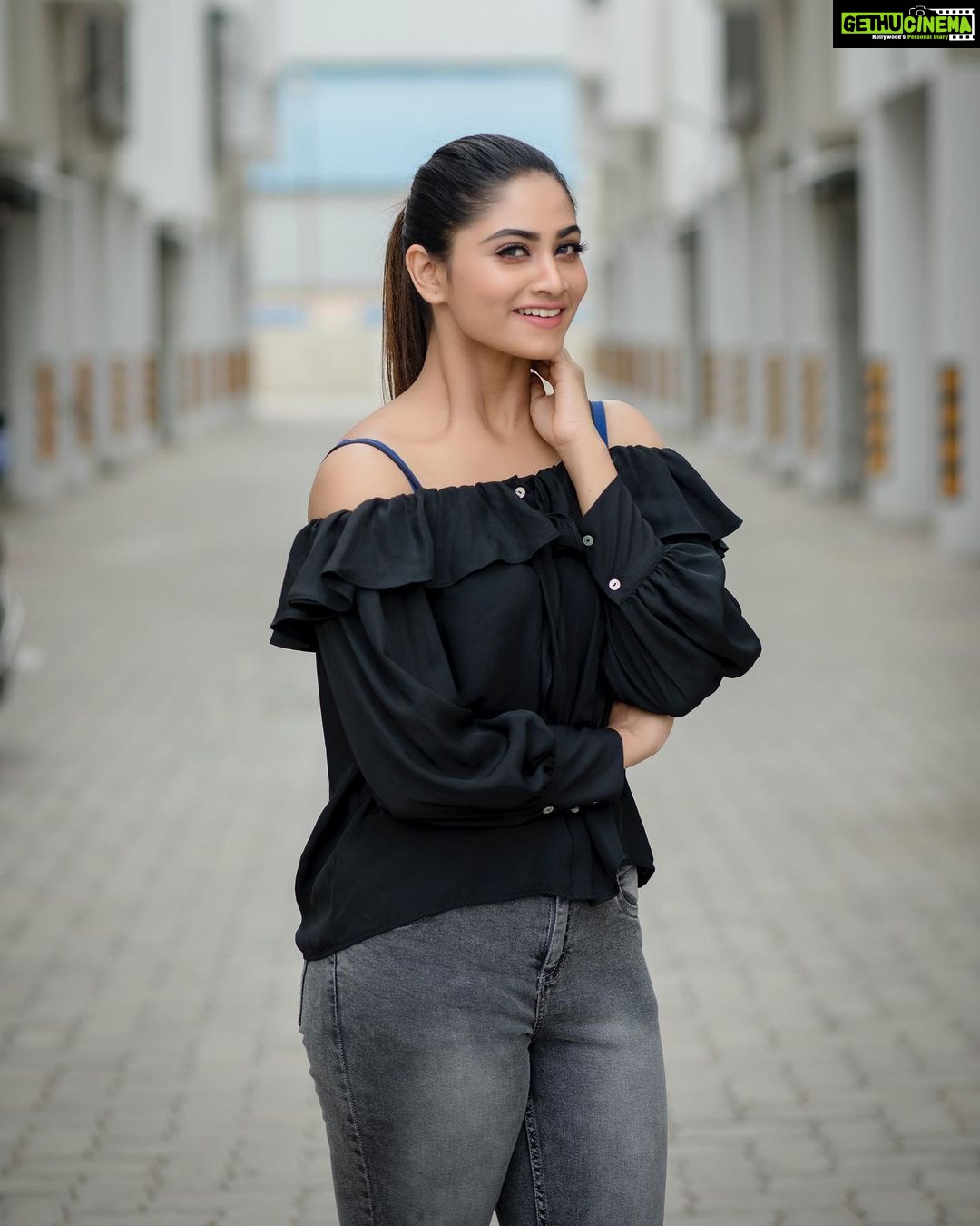 Shivani Narayanan Instagram - 📸 @kiransaphotography