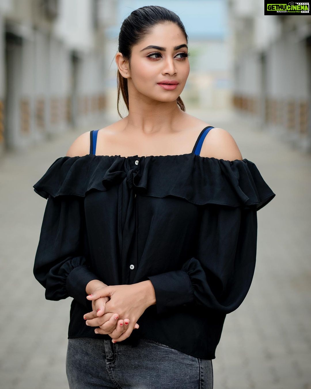 Shivani Narayanan Instagram - 📸 @kiransaphotography