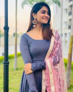 Shivani Narayanan Instagram - 💕 #stayhome #staysafe