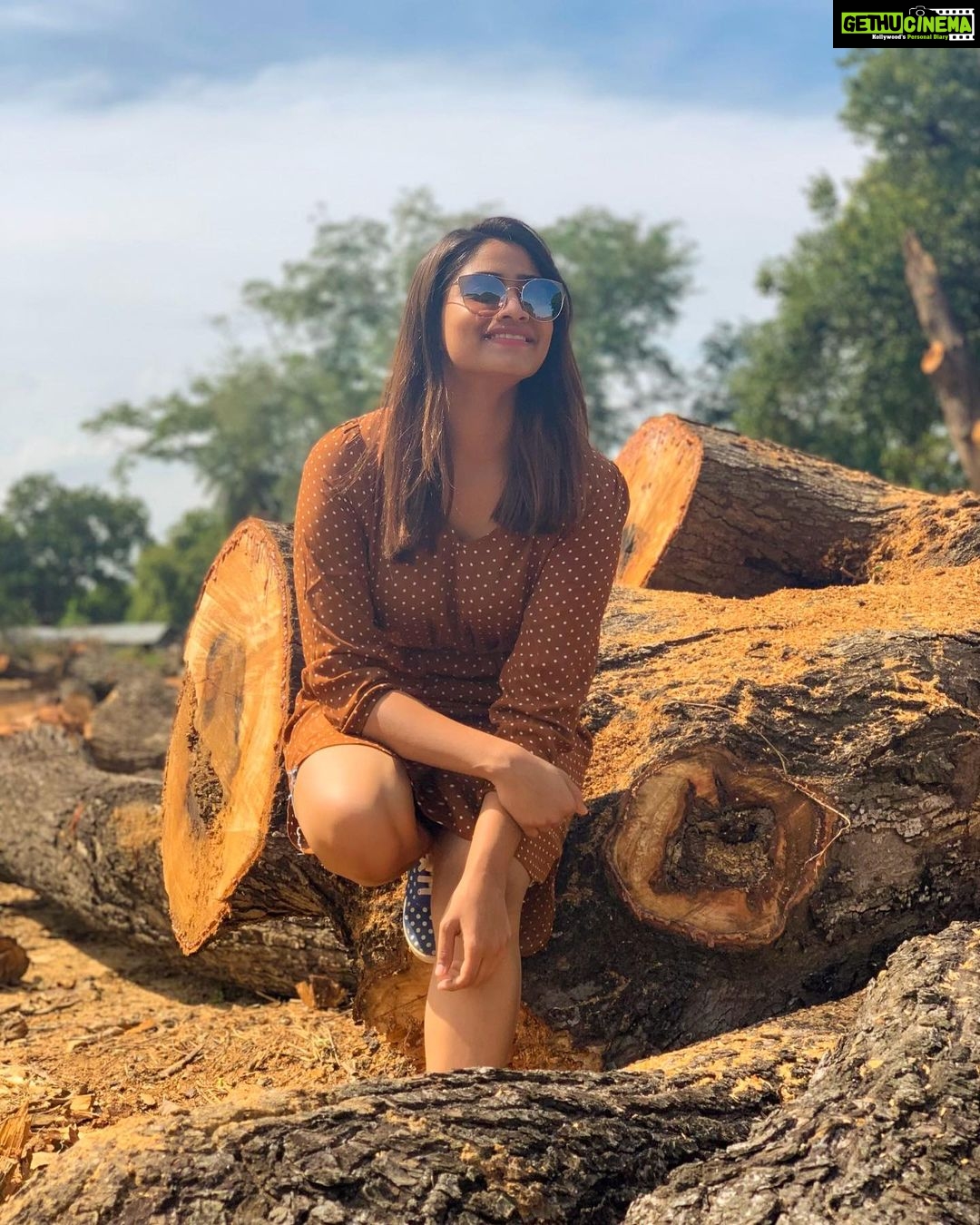 Shivani Narayanan Instagram - Lets together Welcome 2020 with more positivity ♥️ Let the countdown begin “The2020”