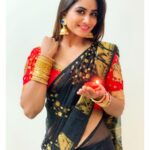 Shivani Narayanan Instagram - Happy Diwali ♥️ Have a Happy n Safe Diwali all ♥️✨ Saree @labelryn
