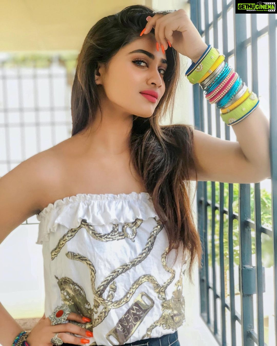 Shivani Narayanan Instagram - Shine • Sparkle • Glitter ✨ Bright ✨