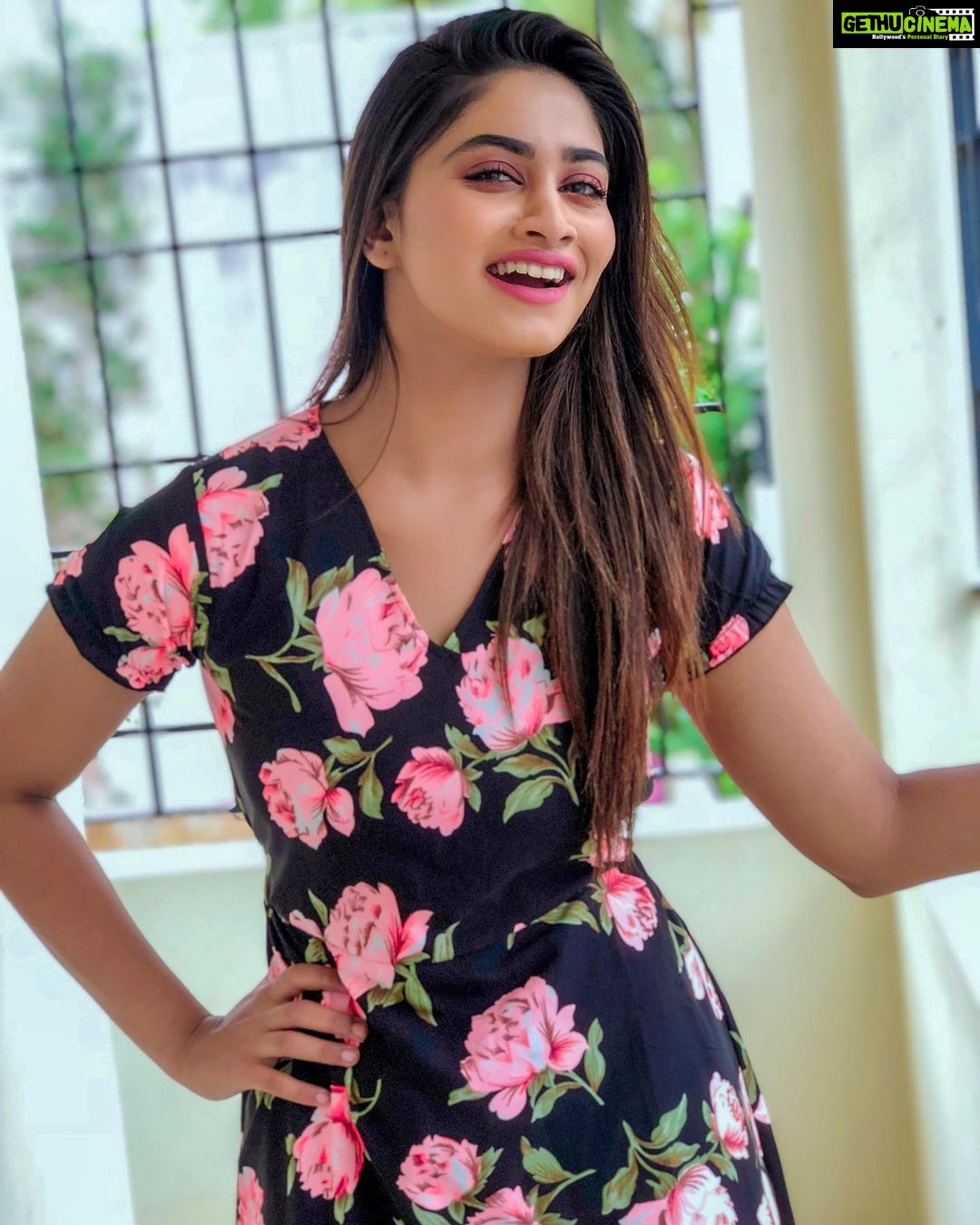 Shivani Narayanan Instagram - Happyyy Friendshipp Dayyy ❤️😍👑