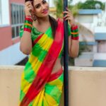 Shivani Narayanan Instagram - Kai Neraiya Kannaadi Valayal Satham❤️