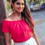 Shivani Narayanan Instagram - மாலை நேரம் , மஞ்சள் வெயில் முத்தம்❤️ #sunkissed #shivaninarayanan
