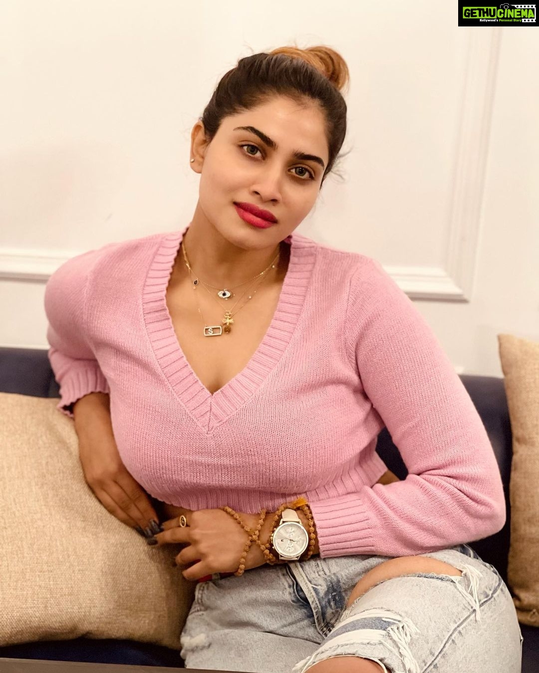 Shivani Narayanan Instagram - It was just a casual day out .