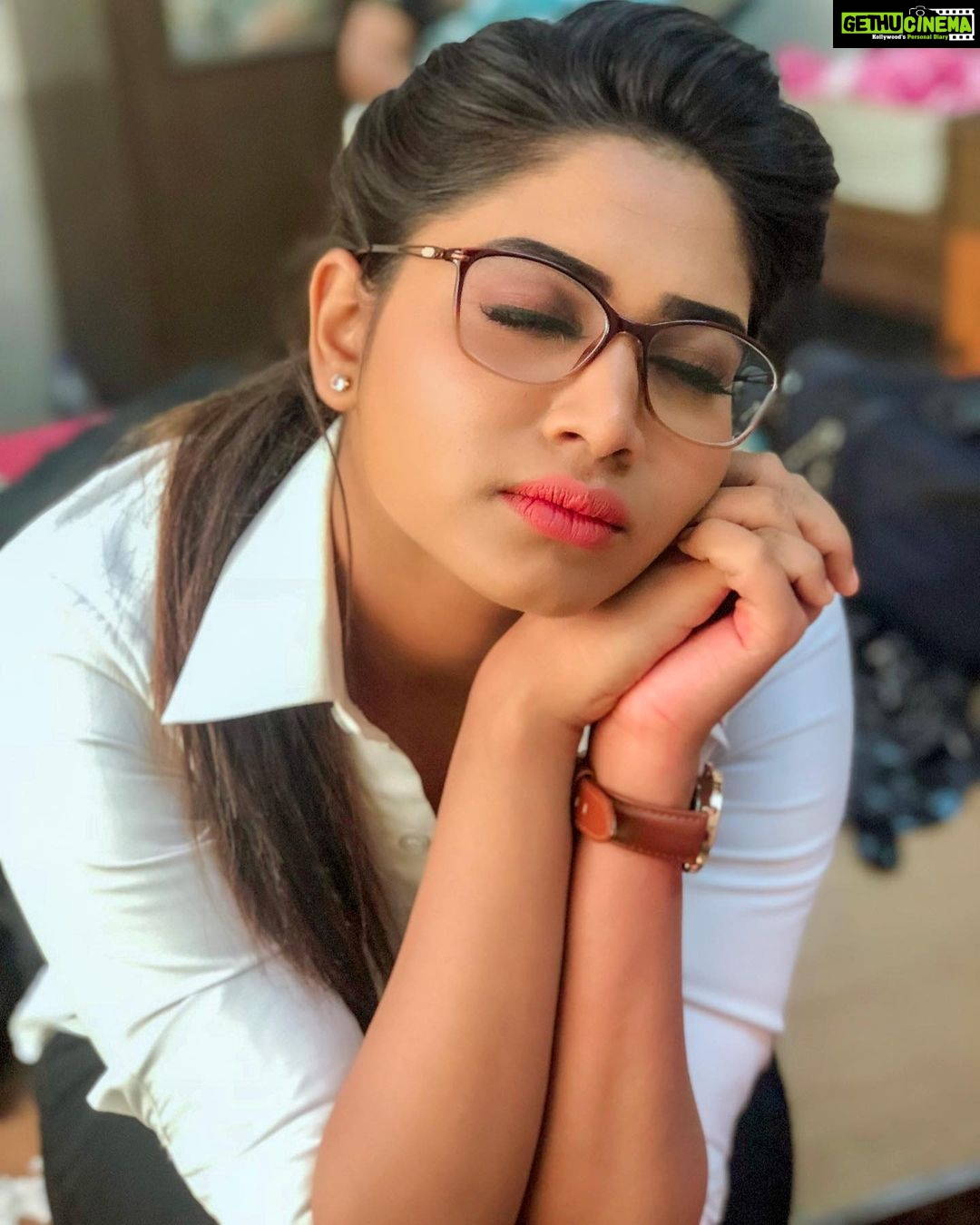 Shivani Narayanan Instagram - Thiruttu Paarvai 🤫😋😉...