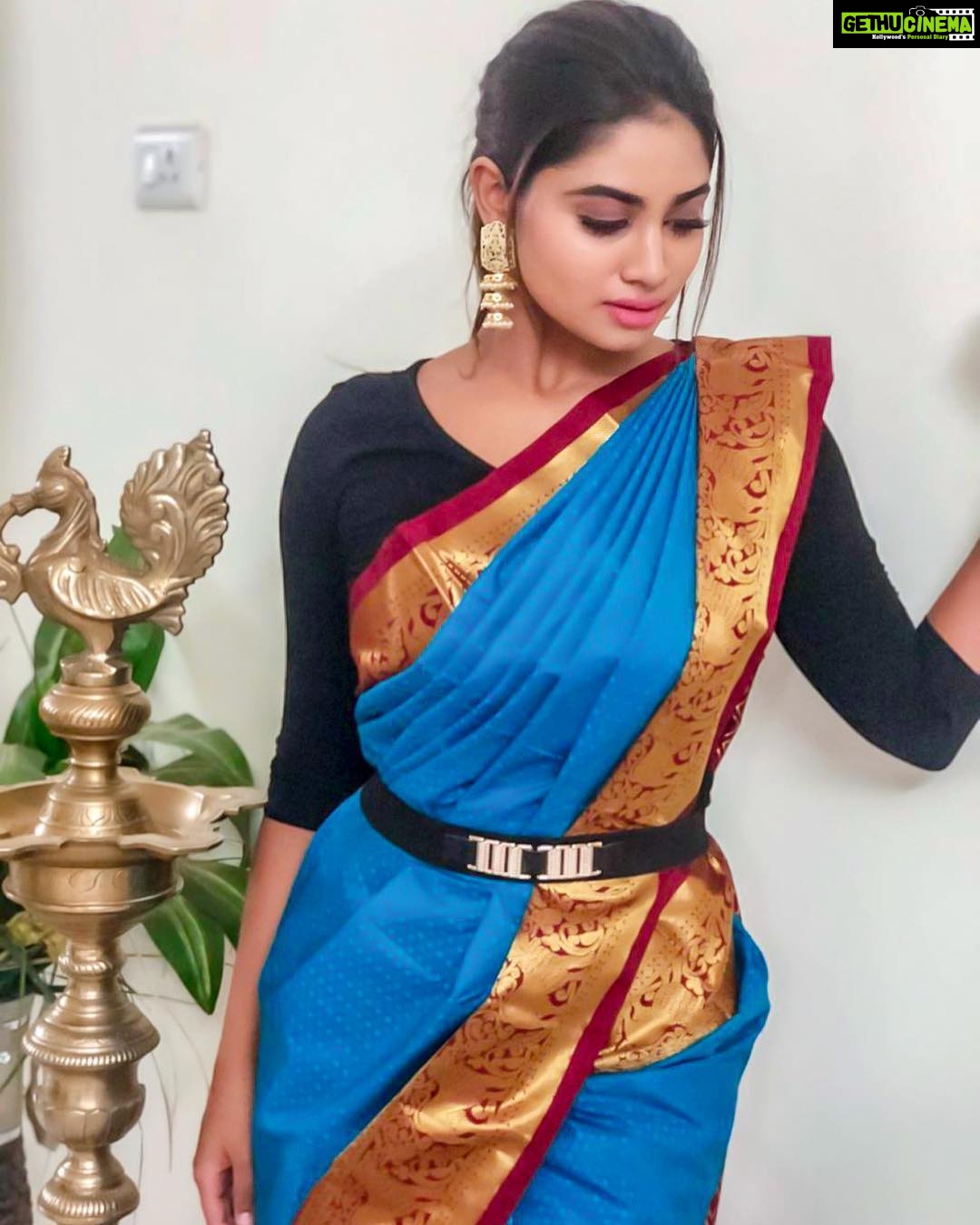 Shivani Narayanan Instagram - If you are going to rise, you might as well shine🌟✨❤️