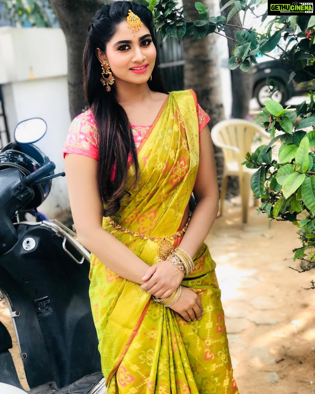 Shivani Narayanan Instagram - Good Evening ❤️