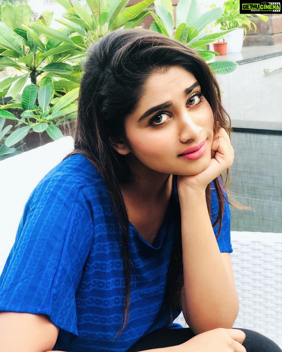 Shivani Narayanan Instagram - 💙 Good Evening