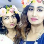 Shivani Narayanan Instagram - அனைவருக்கும் அன்னையர் தின நல்வாழ்துக்கள்.. Happy Mother's Day ❤. Thank you Amma for being there with me always, in my Tough times too.❤ Will celebrate you not only today but everyday❤ Love you mi❤💯. @akila_narayanan 🌸