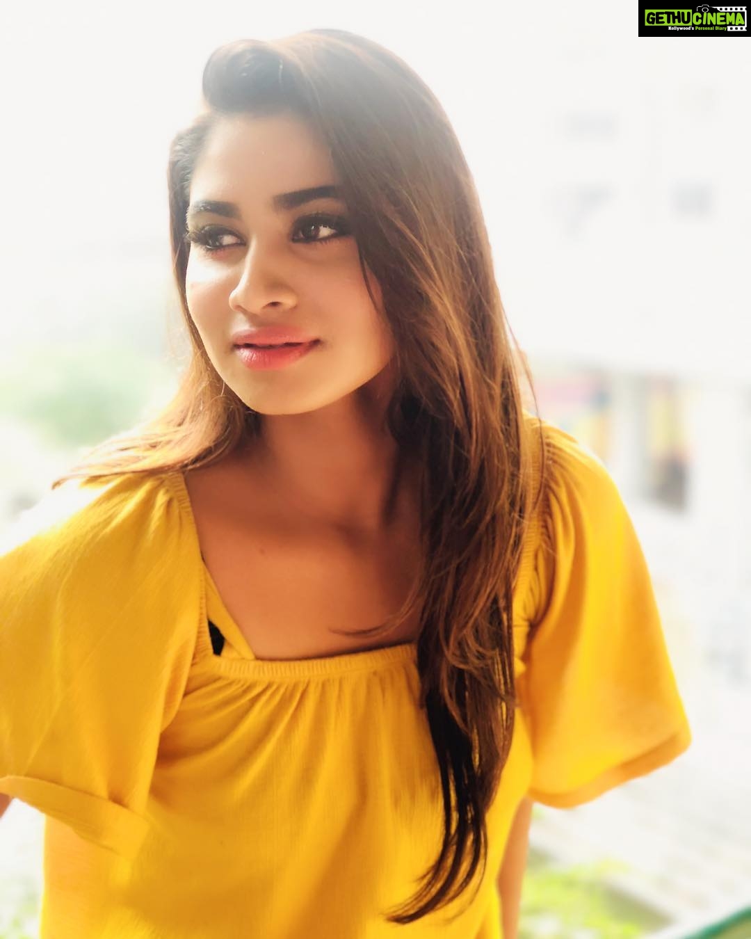 Shivani Narayanan Instagram - Good Morning❤️🔥