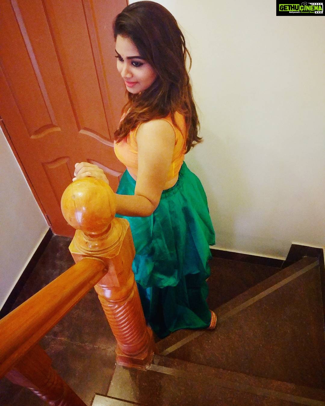 Shivani Narayanan Instagram - Good evening❤