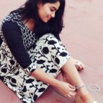 Shivani Narayanan Instagram - Good morning all 😇 Anklets @royalcollectionn ❤💞
