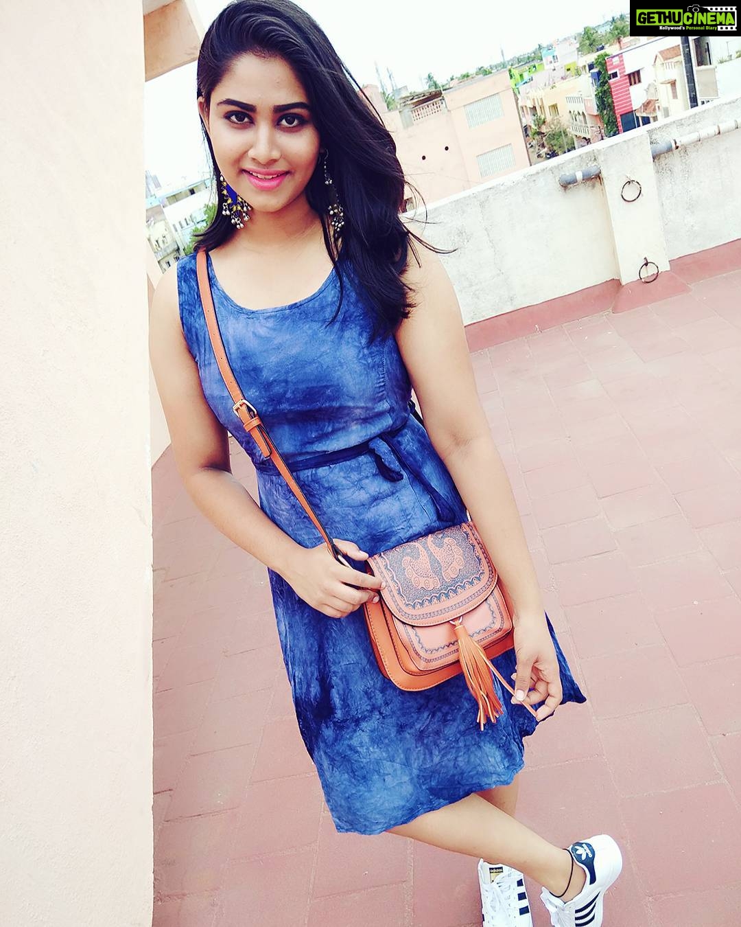 Shivani Narayanan Instagram - Good morning everyone😊❤
