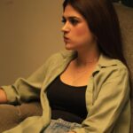 Shraddha Das Instagram - On the sets of my Telugu movie @lechindimahilalokam 📸 @sridhar_malari #realcandid #shootlife Hyderabad India