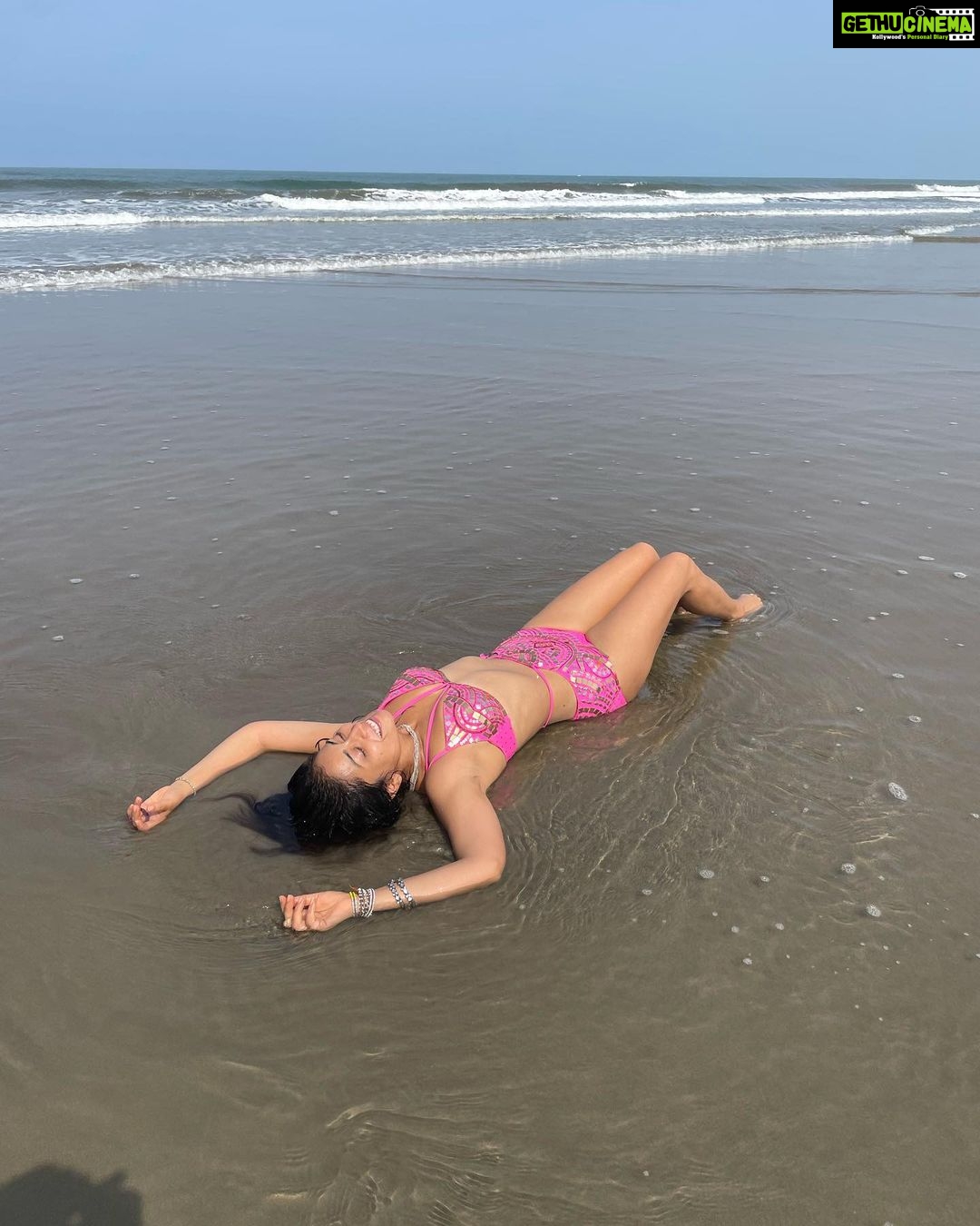 Shriya Saran - 296.7K Likes - Most Liked Instagram Photos