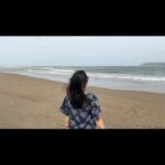 Shriya Sharma Instagram - Born in the ⛰ but heart’s in the 🌊 Wearing mom’s clothes but its still the filmy me 💁🏻‍♀️ Goa