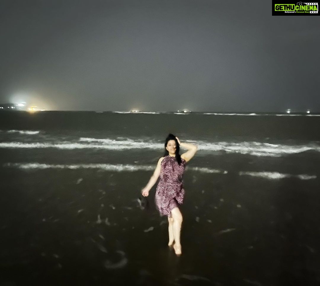 Shriya Sharma Instagram - Beach baby 🧜♀️ Miramar Beach Goa 4 Tourism