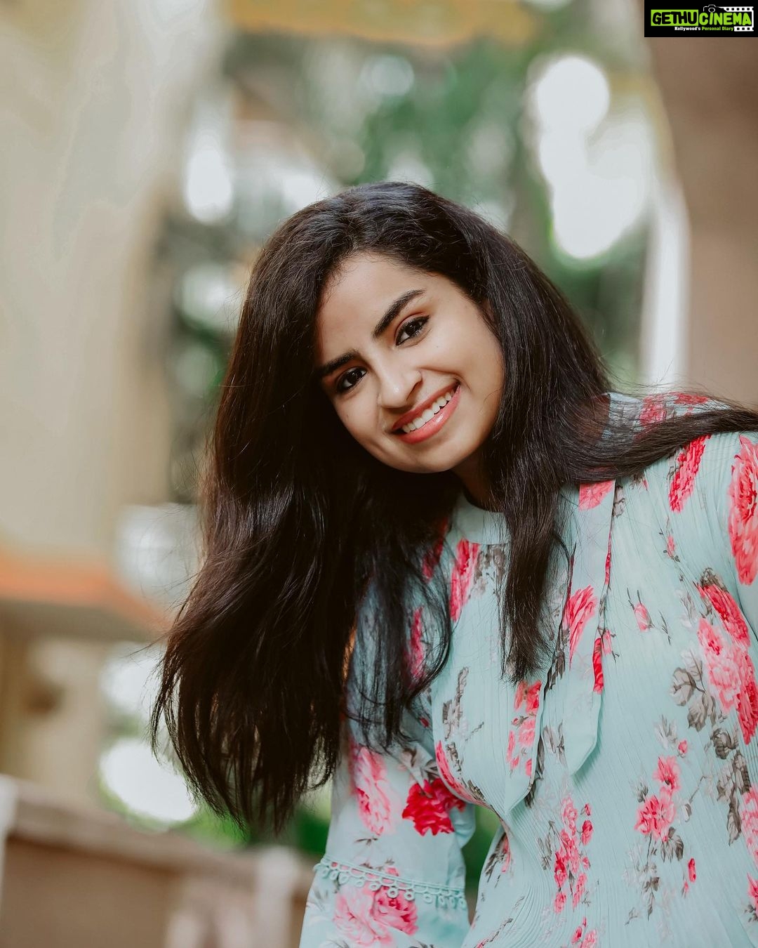 Sivaangi Krishnakumar Instagram - Smile..ft Pulimurigan 😎🐱😻 PC : @arunprasath_photography