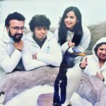 Sivaangi Krishnakumar Instagram - En Inam🌟 Cutest creatures ever😍 @touronholidays #penguins Dubai Aquarium, Dubai Mall
