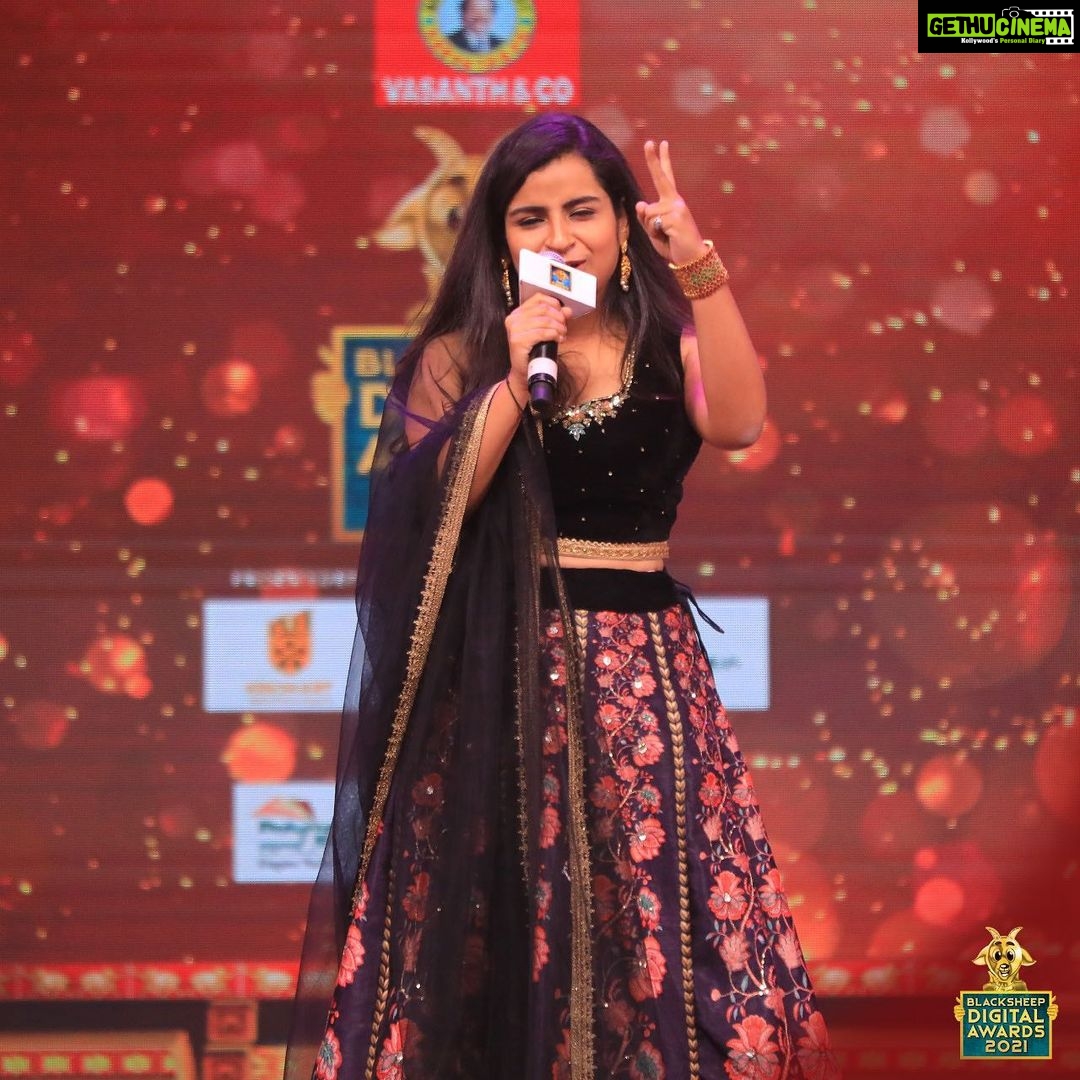 Sivaangi Krishnakumar Instagram - 🙏🏼❤️ Wearing @styl_chennai