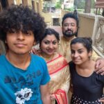 Sivaangi Krishnakumar Instagram - Congratulations ‘KALAIMAMANI’ Krishnakumar and Binni Krishnakumar. Very proud of appa amma getting this prestigious award❤️ From a very proud child🥰