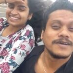 Sivaangi Krishnakumar Instagram - Road trip to Madurai😍with annan @vijaytvpugazh 🥰