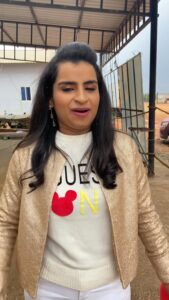 Sivaangi Krishnakumar Instagram - Trying helium balloon for the first time🤪