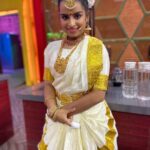 Sivaangi Krishnakumar Instagram - Mohiniattam ❤️ #cookwithcomali
