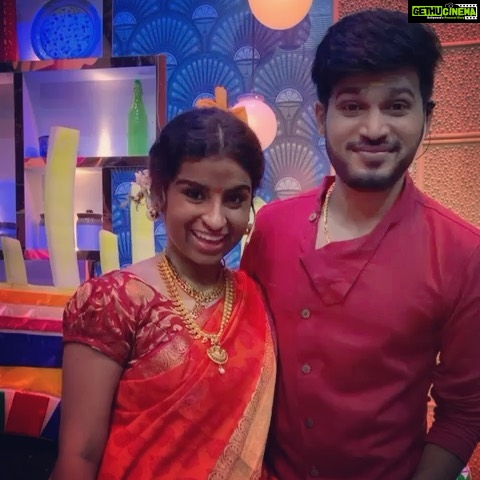 Sivaangi Krishnakumar Instagram - Cooku with comali at 6:30😍