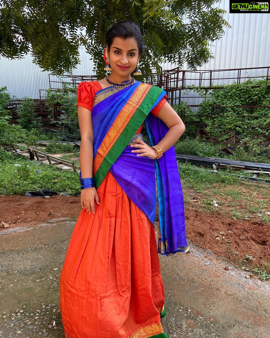 Sivaangi Krishnakumar Instagram - Devotional round today at 9 pm in Vijay tv . Dont miss it