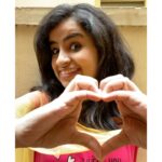 Sivaangi Krishnakumar Instagram - There used to be a time when I dreamt of having 100k followers which I thought would take some years to achieve it. Today when I see half a million followers on Instagram I feel like living in a dream. This makes me think that I am being loved more than I ever thought . A huge hug to all 500k of you ❤️. #feelinggood #thankful