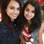 Sivaangi Krishnakumar Instagram - #throwback @actress_ramyapandian #satyamcinemas #kannumkannumkollaiyadithaal