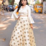 Sivaangi Krishnakumar Instagram – 🤍🤍
Styling @indu_ig 
Wearing @tweety_threads 
Muah @suni_makeup_hair 
PC @raghul_raghupathy @sinty_boy