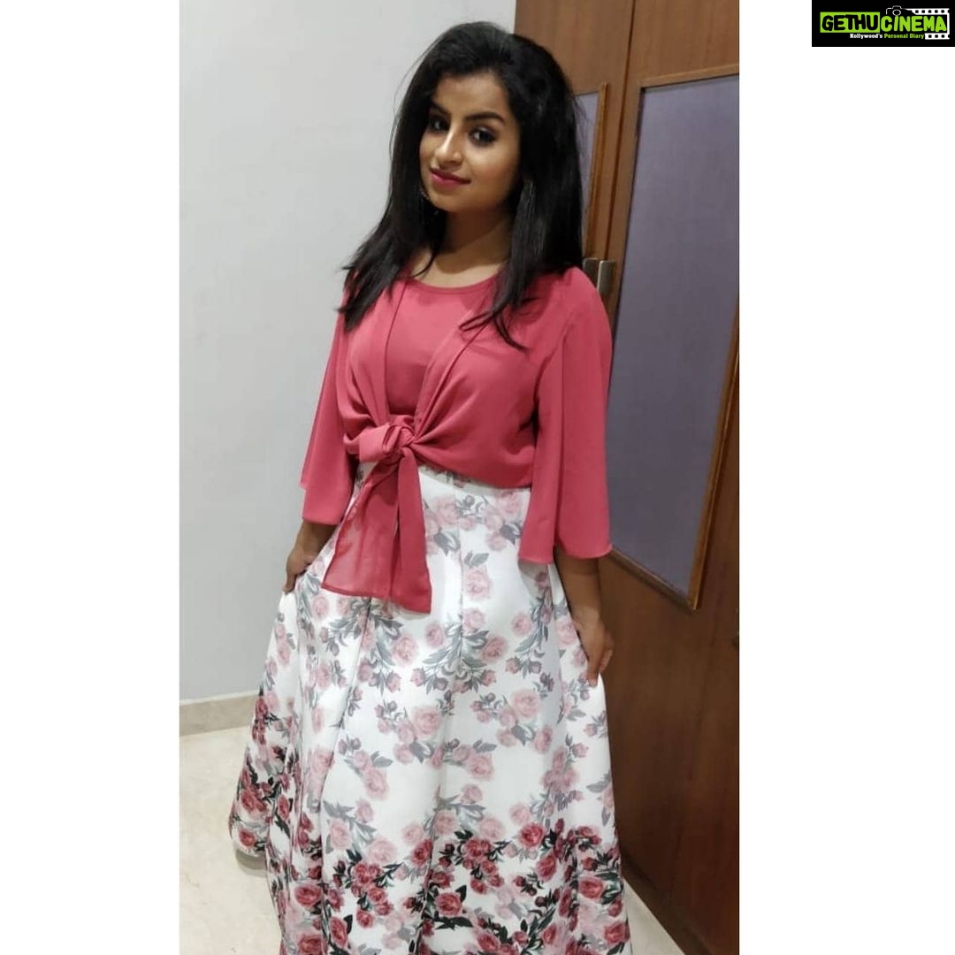Sivaangi Krishnakumar Instagram - Hellooo❤️❤️