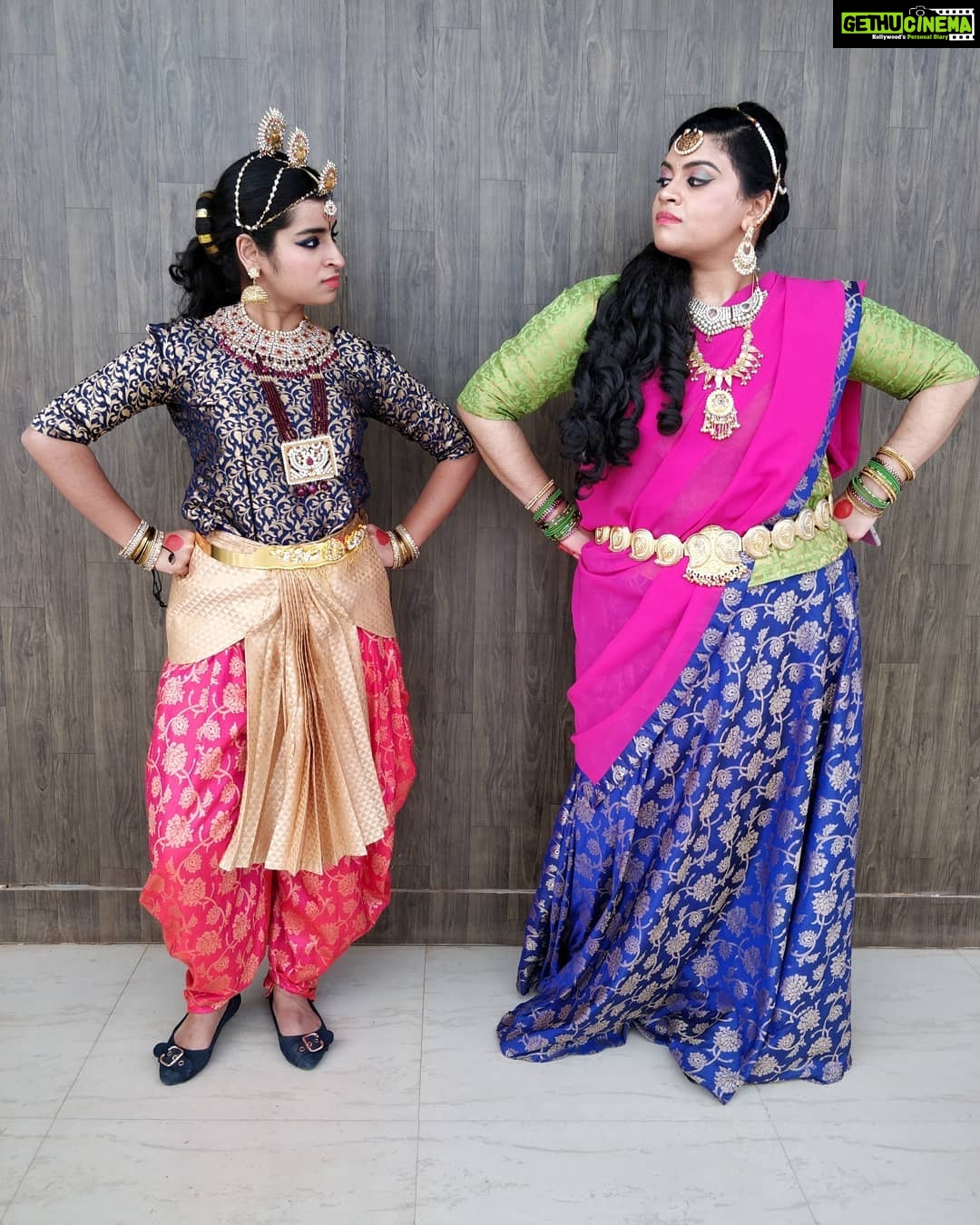 Sivaangi Krishnakumar Instagram - Performing with the rockstar @kannammarox2393 😍. Vere level she is♥️. It was a great experience performing with you akka😍 and you are one of the inspirations on how to express and perform a song. I wish you to reach greater heights😍. . . Sivaangi #sivaangikrish#bigil #supersinger7 #supersingerjunior #supersinger6 #vijaytelevision #vijay #viswasam #vijaytv #tamilmusic #tamilmuser #tamillove #vijaysethupathi #thalapathy #shankarmahadevan #tamilmusicaly #thala #simbu #oviya #tamilbgm #vijaydevarakonda #dhanush #rajinikanth #anirudh #tamilmovie #suriya #nayanthara #priyanka #makapa