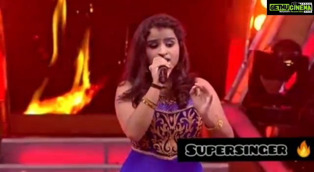 Sivaangi Krishnakumar Instagram - Minsara Kanna last portion 💙 . . Sivaangi #sivaangikrish#bigil #supersinger7 #supersingerjunior #supersinger6 #vijaytelevision #vijay #viswasam #vijaytv #tamilmusic #tamilmuser #tamillove #vijaysethupathi #thalapathy #shankarmahadevan #tamilmusicaly #thala #simbu #oviya #tamilbgm #vijaydevarakonda #dhanush #rajinikanth #anirudh #tamilmovie #suriya #nayanthara #priyanka #makapa