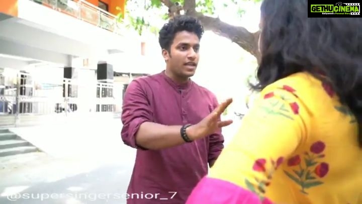 Sivaangi Krishnakumar Instagram - Anniyan Vs Chandramukhi😂 @vikramsaiprasad #murugananna @vaisakhan_anil