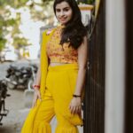 Sivaangi Krishnakumar Instagram - A yellow dress and yelloads of happiness 💛🌝 PC @arunprasath_photography Wearing : @label_prabuselvaraj @prabuselvaraj_