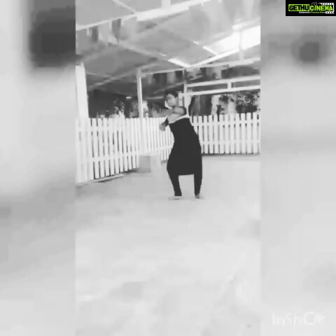Sivaangi Krishnakumar Instagram - Happy feet 💖 Video courtesy: @saigowrimahadevan