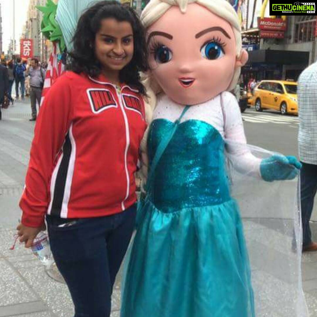 Sivaangi Krishnakumar Instagram - NYC💖 #throwback #summer2016 Times Square, New York City