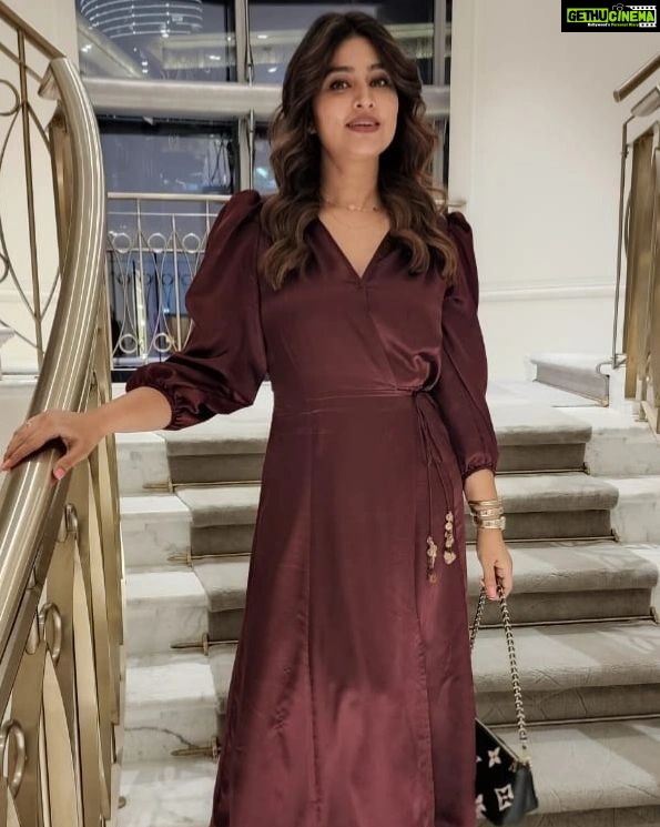 Sneha Instagram - Never regret a day in your life. Good days gives happiness, bad days gives experience, worst days gives lessons and best days gives memories. 👗: @geetuhautecouture @geetunaidu03 PC: @prasanna_actor #livelife #positivevibes #loveurself❤️ #vacaypics #hubbyclicks😍