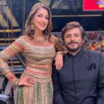 Sonali Bendre Instagram - Bring your spouse to work day ☺️ Thank you @goldiebehl, for being such a sport 🥰 #ShaadiSpecial #DIDLilMasters