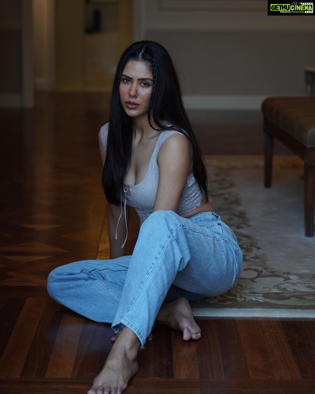 Sonam Bajwa Instagram - 𝓐𝓵𝓵 𝓸𝓾𝓻 𝓼𝓸𝓾𝓵𝓼 𝓪𝓻𝓮 𝔀𝓻𝓲𝓽𝓽𝓮𝓷 𝓲𝓷 𝓞𝓾𝓻 𝓮𝔂𝓮𝓼.....