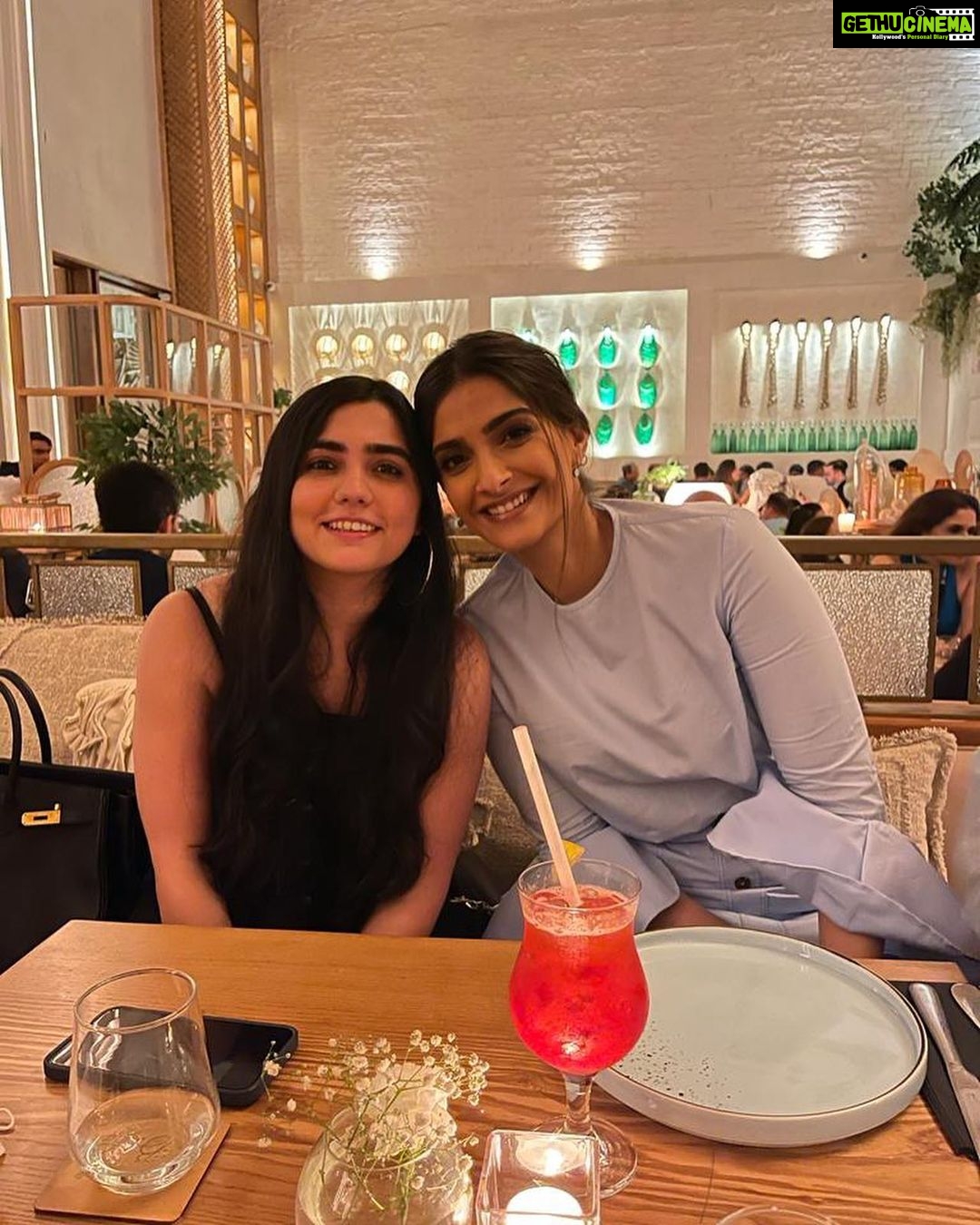 Sonam Kapoor Instagram - Happy happy birthday darling Apu! Love you! @amaker7 see you soon ! 💗💗💗💗 London, United Kingdom