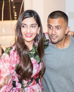 Sonam Kapoor Instagram - Happy happy Anniversary @anandahuja  I’ve always been an incurable romantic and believed in all the love stories ever written. You’ve surpassed all expectations of what I dreamt and wished for. I thank the universe everyday that gave me the best man in the world! Love you the most most my baby. 6 years down and an eternity to go. #everydayphenomenal