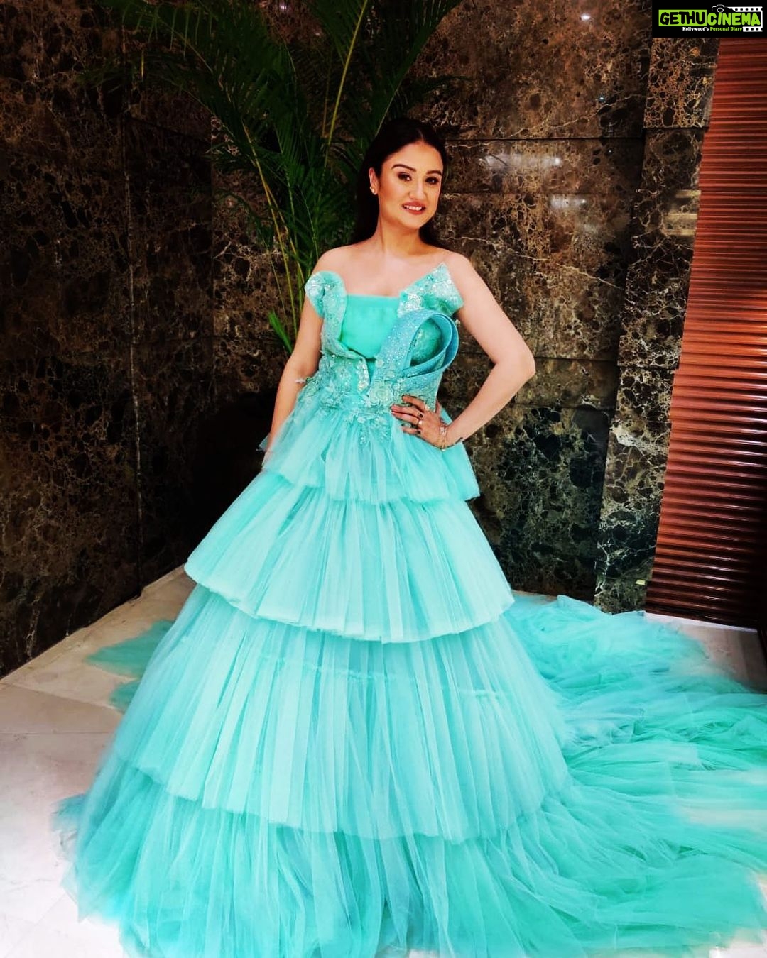Sonia Agarwal Instagram - @sidneysladenofficial